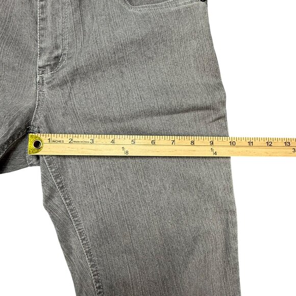 Cato Contemporary Womens Size 6 (31x32) Average Lower Rise Boot Cut Jeans Gray - Picture 13 of 14